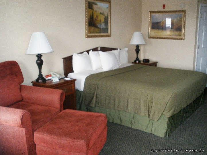 טופלו Econo Lodge מראה חיצוני תמונה
